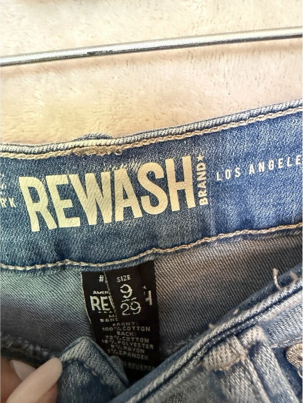 REWASH Shorts denim size 9/29 vintage reunion destressed light denim